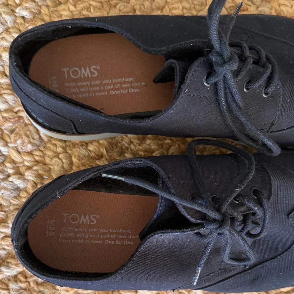 Toms Men's Black Canvas Derby Lace-Up Shoes